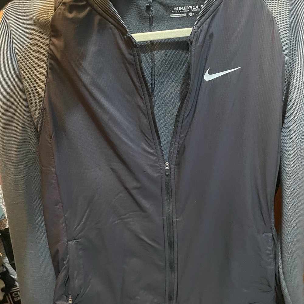 Nike Women’s Black and Gray Performance Jacket